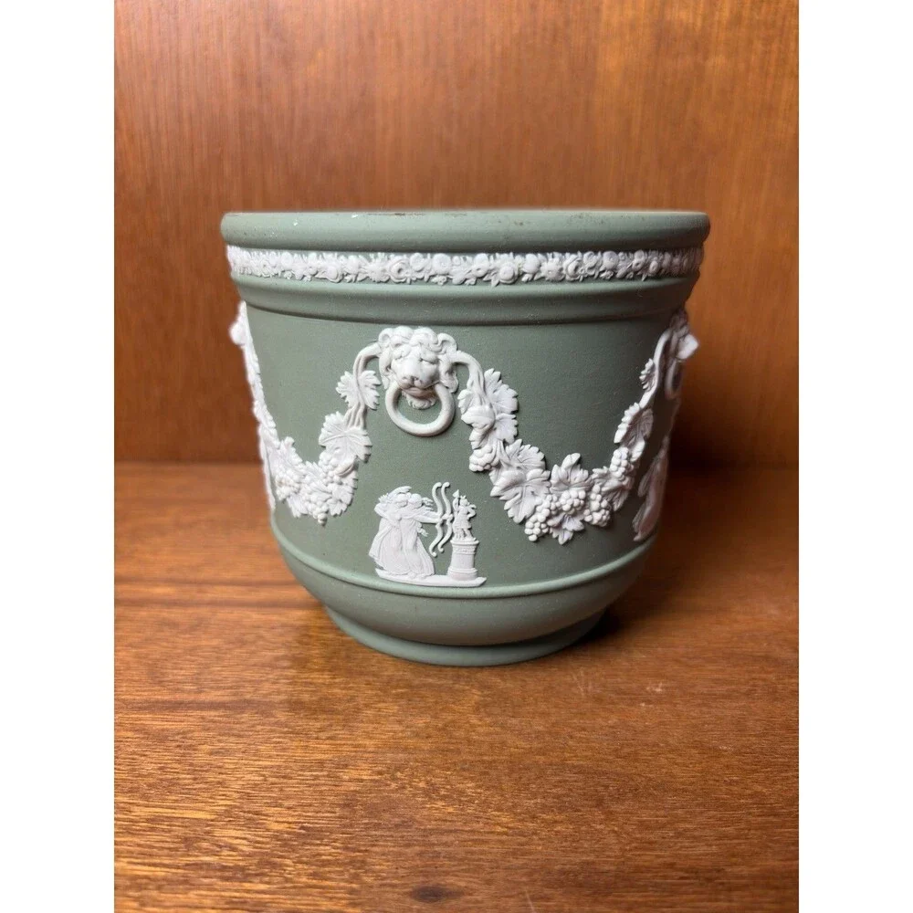 1960s Vintage Wedgewood England Green Jasperware Jardiniere Cachepot 5 Inch